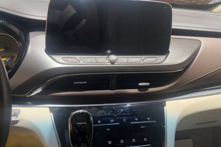 Used Buick GL8 2020 Land Business Class 652T Luxury Model Audio And AC Panel