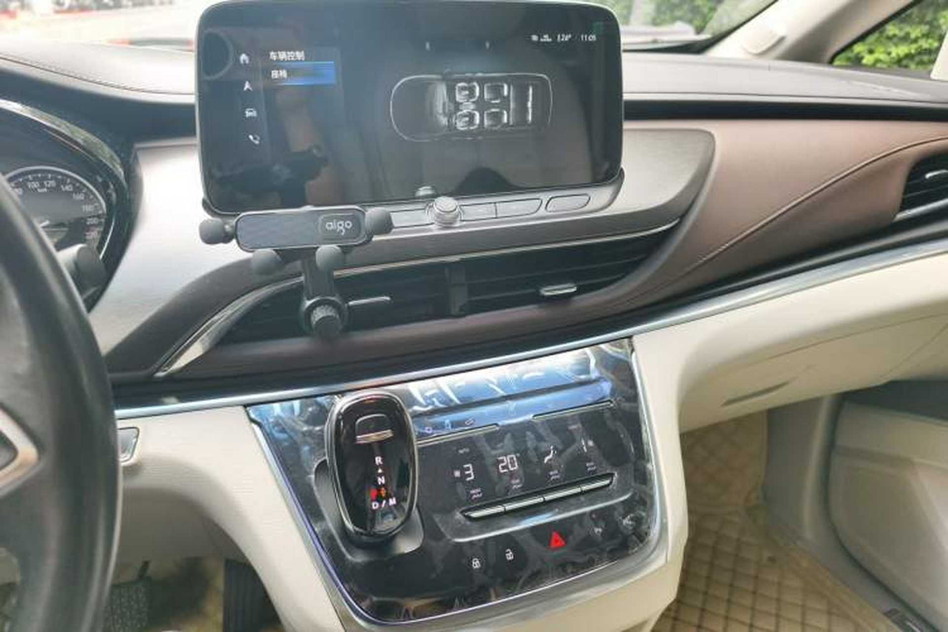 Used Buick GL8 2020 Land Business Class 652T Premium Model Audio And AC Panel