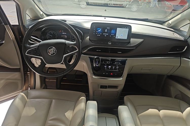 Used Buick GL8 2020 Land Business Class 652T Luxury Model Center Console