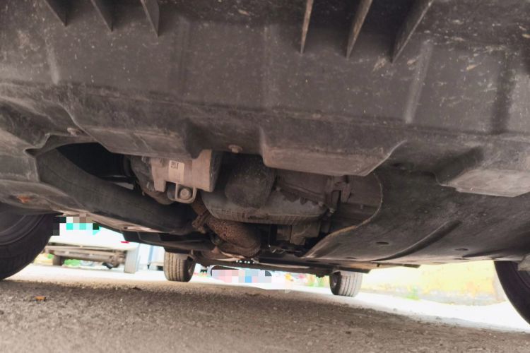 Used Buick GL8 2020 Land Cruiser Executive Class 652T Comfort Model Chassis Front