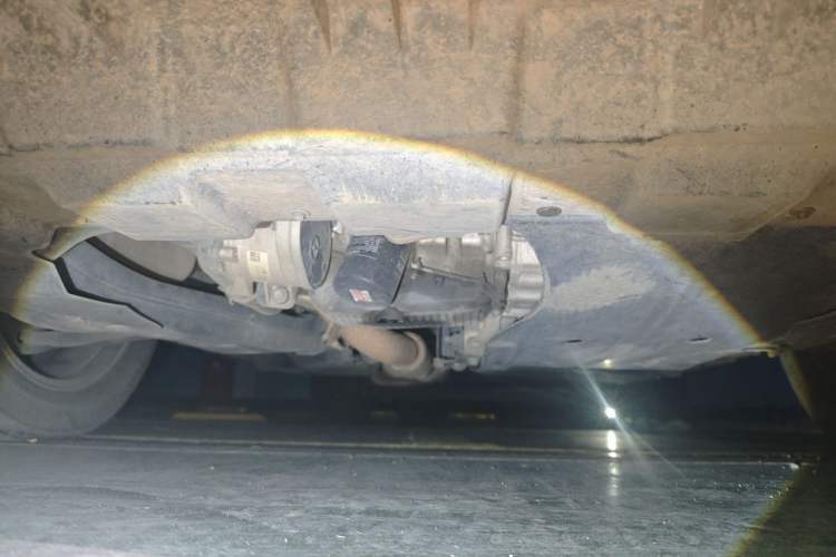 Used Buick GL8 2020 Land Cruiser Executive Class 652T Comfort Model Chassis Front