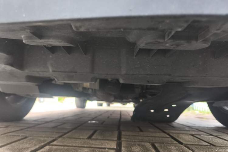 Used Buick GL8 2020 Land Cruiser Executive Class 652T Comfort Model Chassis Front