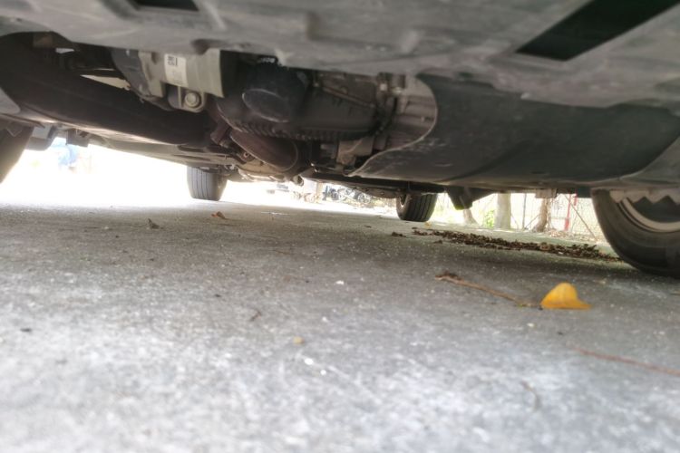 Used Buick GL8 2020 ES Land Cruiser 653T Comfort Edition Chassis Front