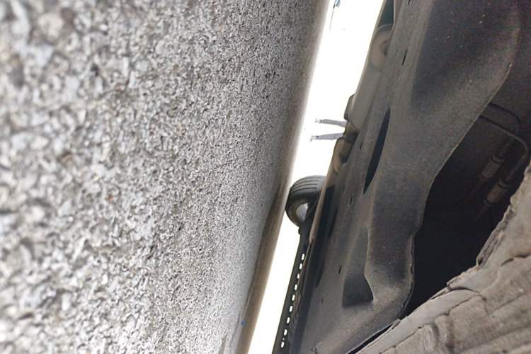 Used Buick GL8 2020 Land Cruiser Executive Class 652T Comfort Model Chassis Front Left
