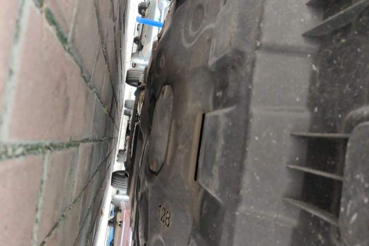 Used Buick GL8 2020 Land Cruiser Executive Class 652T Comfort Model Chassis Front