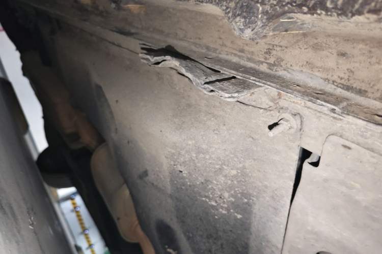 Used Buick GL8 2020 ES Land Cruiser 653T Luxury Edition Chassis Front Right