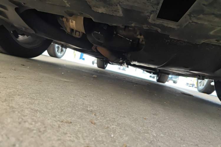 Used Buick GL8 2020 ES Land Cruiser 653T Luxury Model Chassis Front