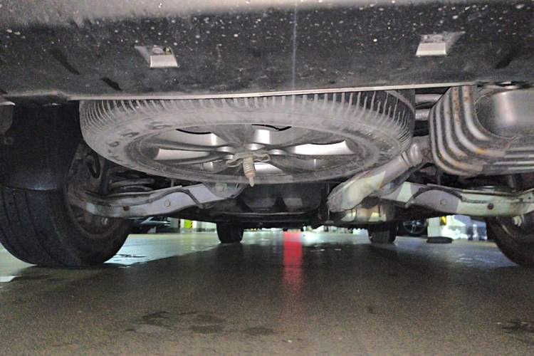 Used Buick GL8 2020 ES Land Cruiser 653T Smart Flagship Model Chassis Rear