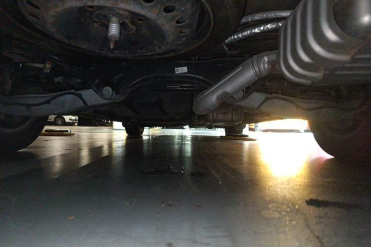 Used Buick GL8 2020 ES Land Cruiser 653T Luxury Model Chassis Rear