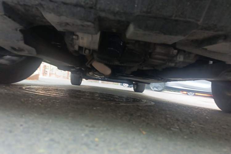 Used Buick GL8 2020 Land Cruiser Executive Class 652T Comfort Model Chassis Rear