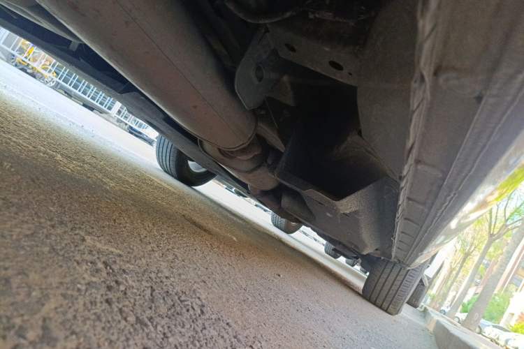 Used Buick GL8 2020 Land Cruiser Executive Class 652T Comfort Model Chassis Rear Right