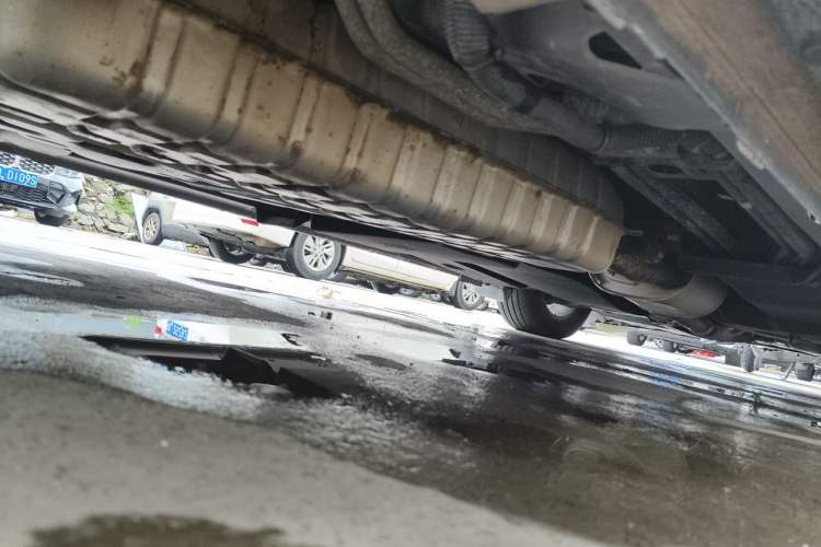 Used Buick GL8 2020 ES Land Cruiser 653T Luxury Edition Chassis Rear Right