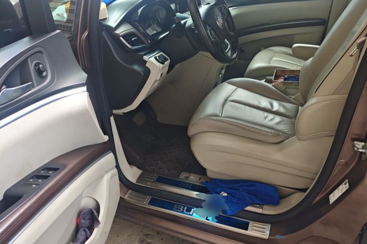 Used Buick GL8 2020 Land Business Class 652T Luxury Model Driver Seat