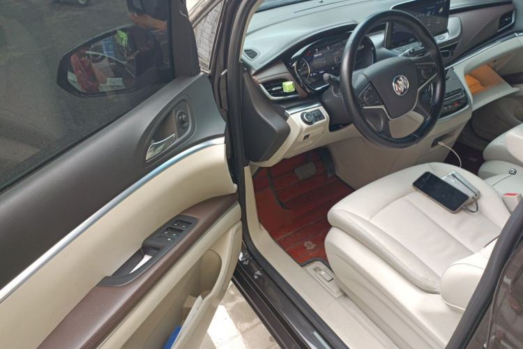 Used Buick GL8 2020 Land Business Class 652T Luxury Model Driver Seat