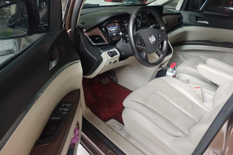 Used Buick GL8 2020 Land Business Class 652T Luxury Model Driver Seat