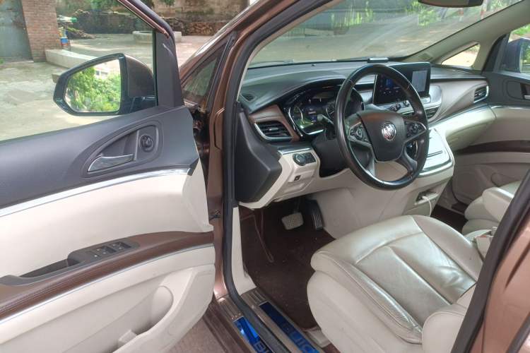 Used Buick GL8 2020 Land Business Class 652T Luxury Model Driver Seat
