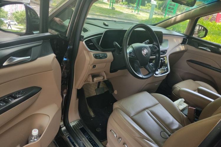 Used Buick GL8 2020 ES Land Cruiser 653T Luxury Model Driver Seat