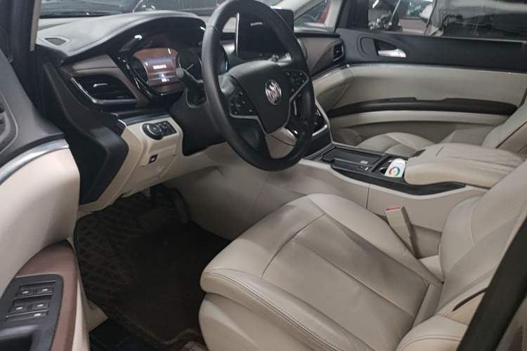 Used Buick GL8 2020 Land Business Class 652T Luxury Model Driver Seat