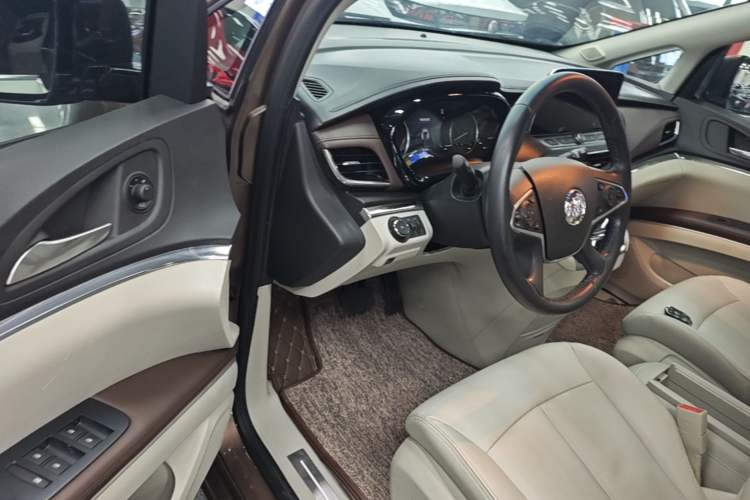 Used Buick GL8 2020 Land Business Class 652T Premium Model Driver Seat