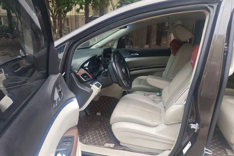 Used Buick GL8 2020 Land Business Class 652T Luxury Model Driver Seat