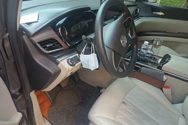 Used Buick GL8 2020 Land Cruiser Executive Class 652T Comfort Model Driver Seat