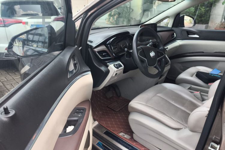 Used Buick GL8 2020 Land Cruiser Executive Class 652T Comfort Model Driver Seat