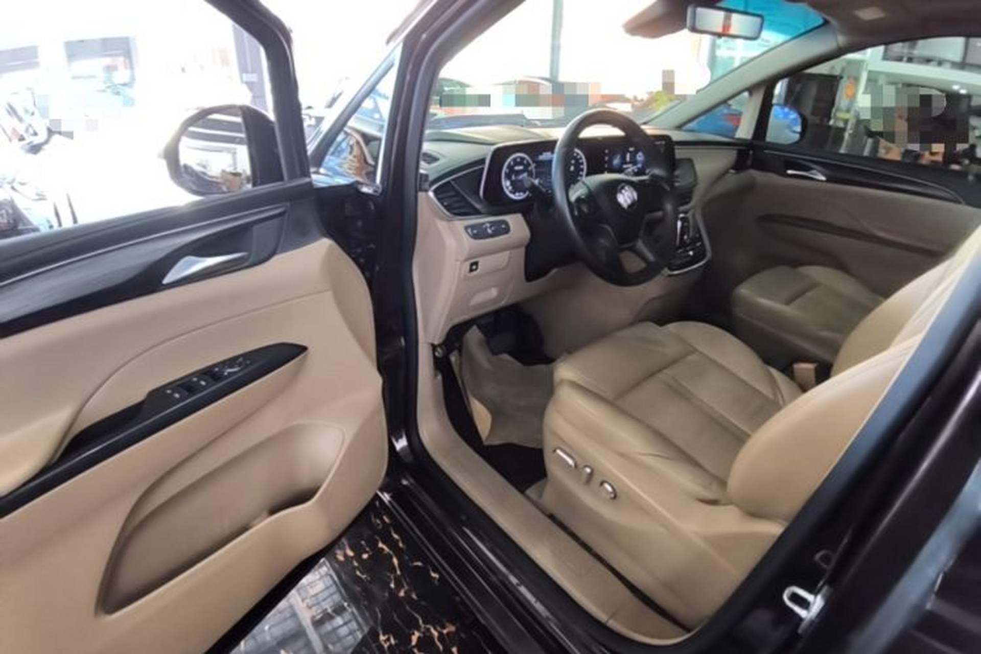 Used Buick GL8 2020 ES Land Cruiser 653T Luxury Edition Driver Seat