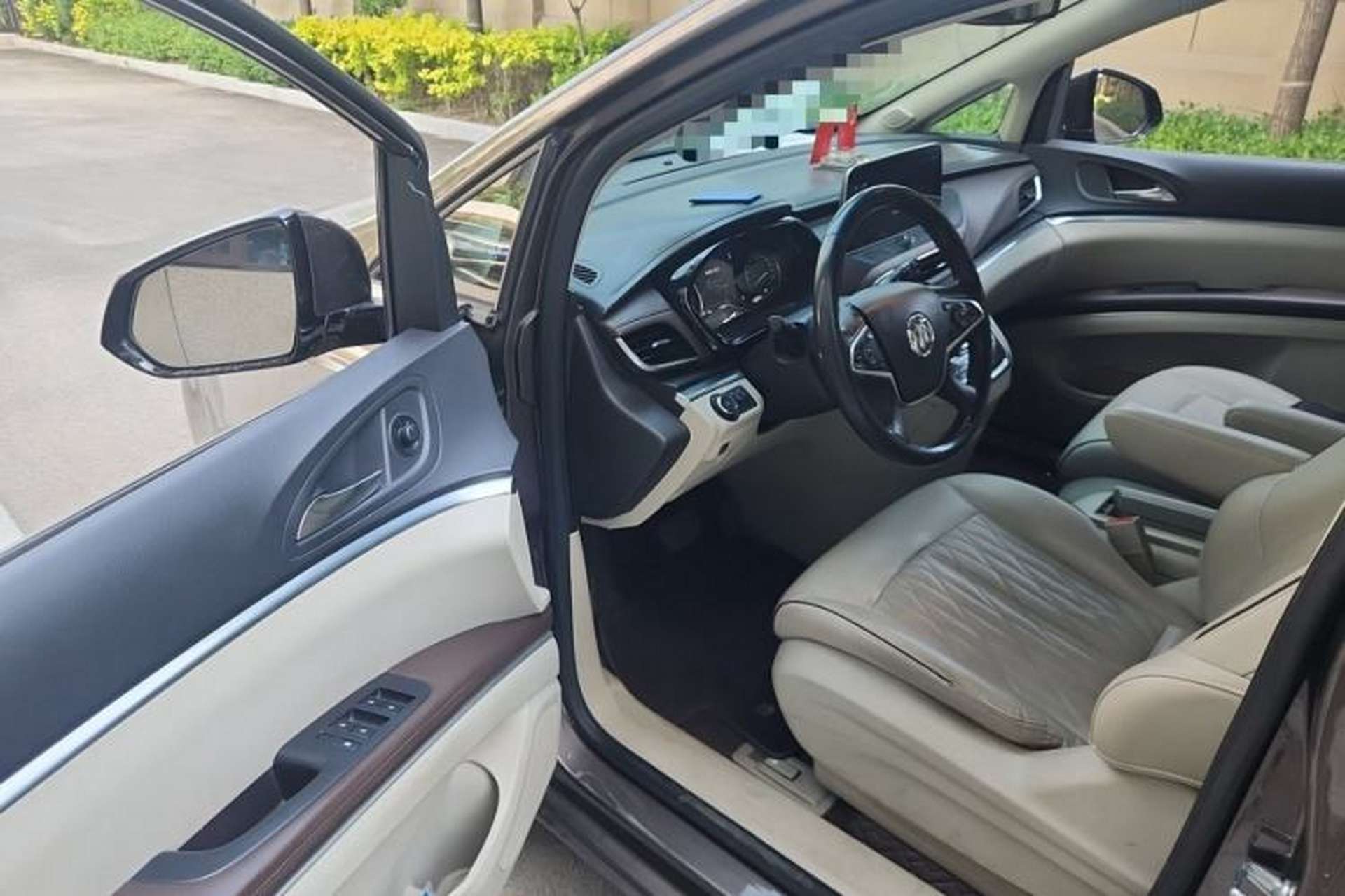 Used Buick GL8 2020 Land Business Class 652T Luxury Model Driver Seat