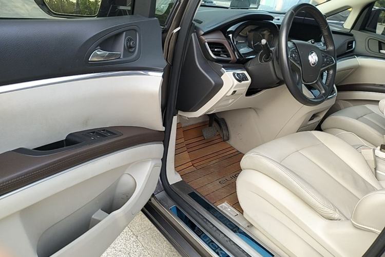 Used Buick GL8 2020 Land Business Class 652T Luxury Model Driver Seat