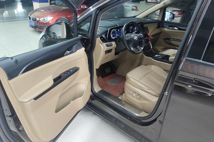 Used Buick GL8 2020 ES Land Cruiser 653T Luxury Edition Driver Seat