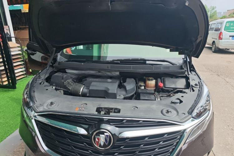 Used Buick GL8 2020 ES Land Cruiser 653T Luxury Model Engine Bay