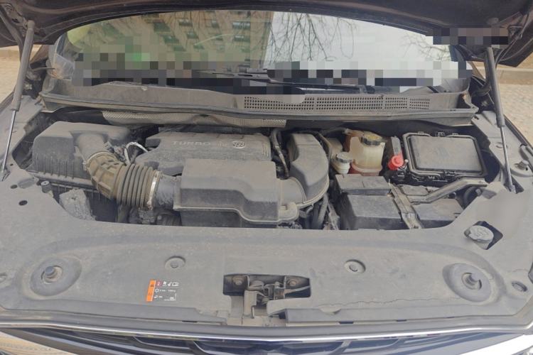 Used Buick GL8 2020 ES Land Cruiser 653T Smart Flagship Model Engine Bay