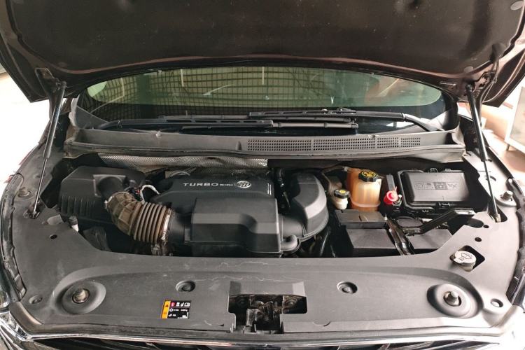 Used Buick GL8 2020 ES Land Cruiser 653T Comfort Edition Engine Bay
