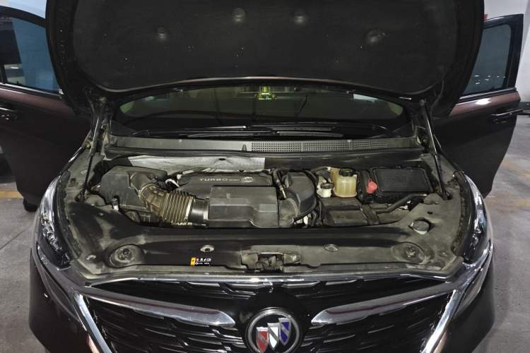 Used Buick GL8 2020 ES Land Cruiser 653T Luxury Edition Engine Bay
