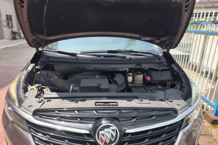 Used Buick GL8 2020 Land Cruiser Executive Class 652T Comfort Model Engine Bay