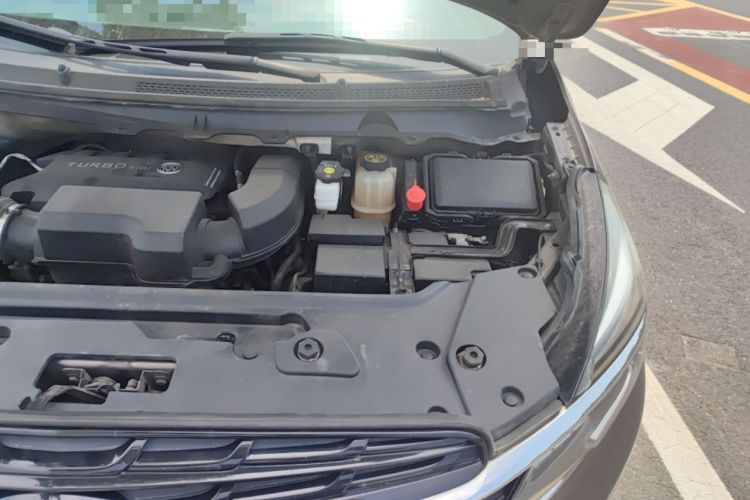 Used Buick GL8 2020 Land Business Class 652T Luxury Model Engine Bay Left