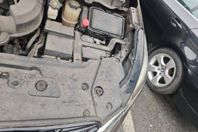 Used Buick GL8 2020 Land Business Class 652T Premium Model Engine Bay Left