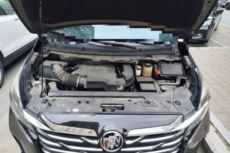 Used Buick GL8 2020 Land Cruiser Executive Class 652T Comfort Model Engine Bay