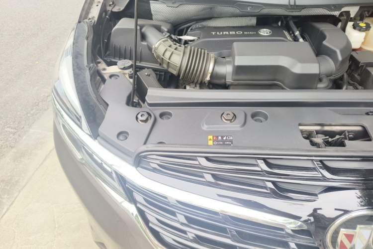 Used Buick GL8 2020 Land Business Class 652T Luxury Model Engine Bay Right