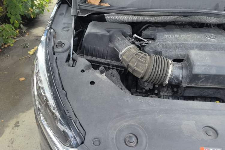 Used Buick GL8 2020 Avenir Avia 7-Seater Deluxe Edition Engine Bay Right