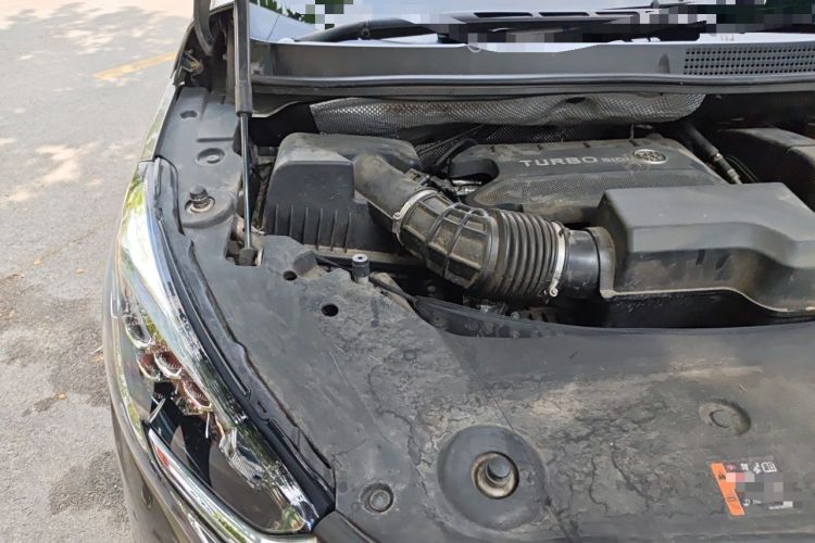 Used Buick GL8 2020 ES Land Cruiser 653T Luxury Edition Engine Bay Right