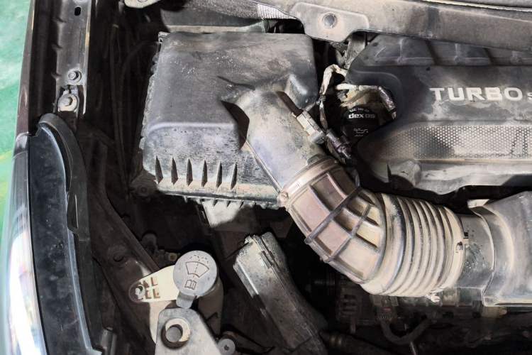 Used Buick GL8 2020 Land Cruiser Executive Class 652T Comfort Model Engine Bay Right