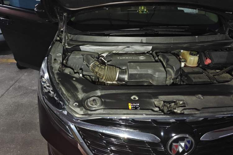 Used Buick GL8 2020 ES Land Cruiser 653T Luxury Edition Engine Bay Right