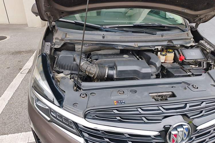 Used Buick GL8 2020 Land Cruiser Executive Class 652T Comfort Model Engine Bay Right