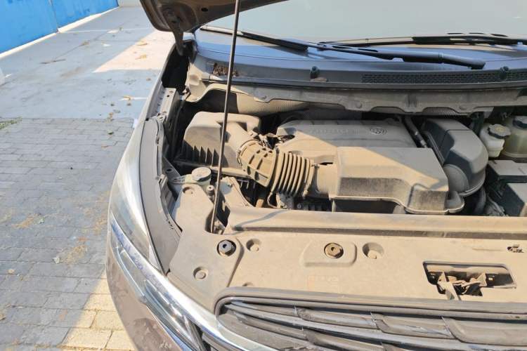 Used Buick GL8 2020 Land Cruiser Executive Class 652T Comfort Model Engine Bay Right