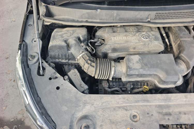Used Buick GL8 2020 ES Land Cruiser 653T Luxury Edition Engine Bay Right