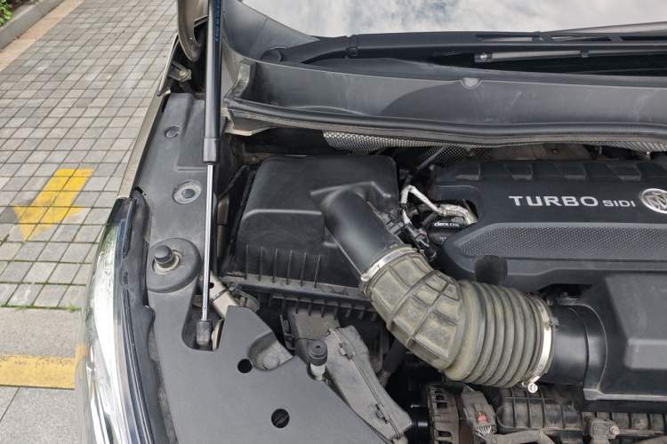 Used Buick GL8 2020 ES Land Cruiser 653T Luxury Edition Engine Bay Right