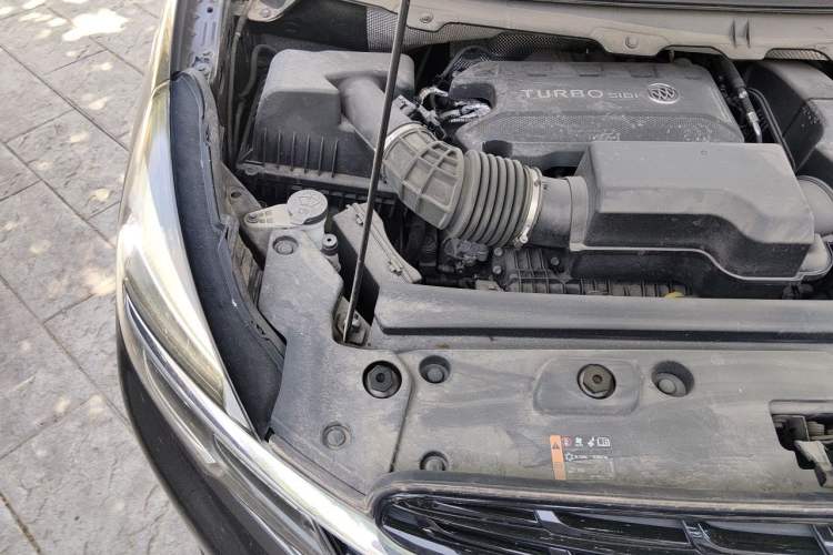 Used Buick GL8 2020 Land Business Class 652T Premium Model Engine Bay Right