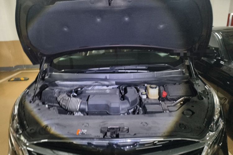 Used Buick GL8 2020 ES Land Cruiser 653T Luxury Edition Engine Bay
