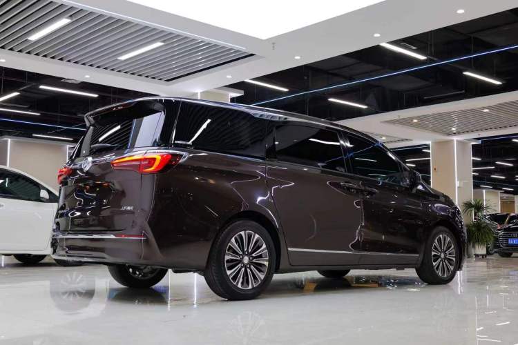 Used Buick GL8 2020 ES Land Cruiser 653T Flagship Model Exterior 13